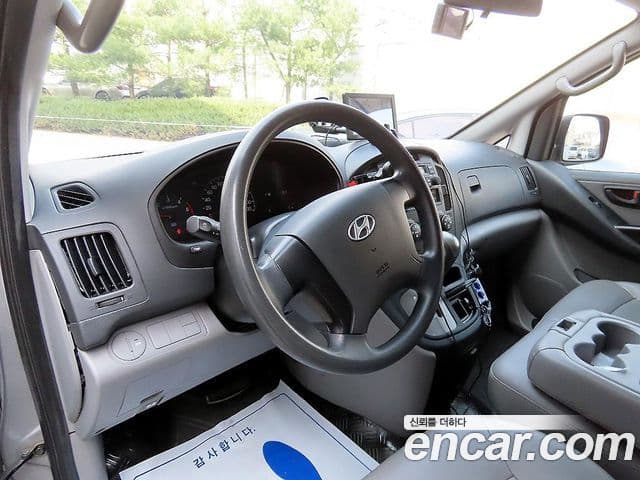 Hyundai Grand Starex Refrigerated Truck, 2012 6