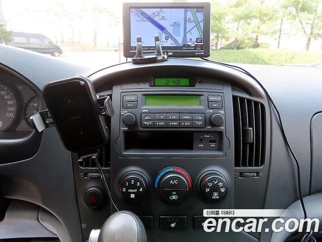 Hyundai Grand Starex Refrigerated Truck, 2012 11