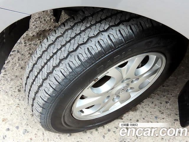 Hyundai Grand Starex Refrigerated Truck, 2012 16