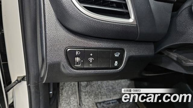 Kia The / новый New Seltos Signature, 2024 14