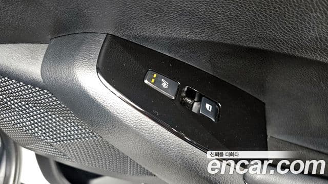 Kia The / новый New Seltos Signature, 2024 19