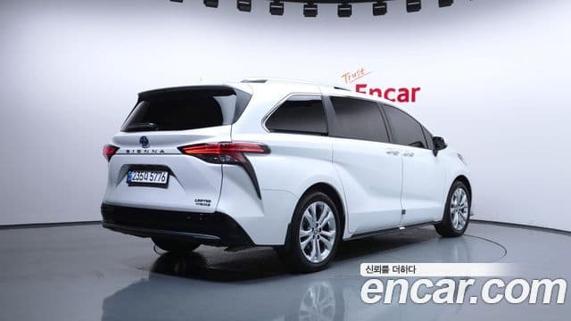 Toyota Sienna 4세대, 2023 2
