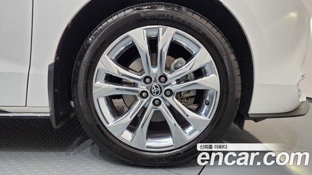 Toyota Sienna 4세대, 2023 все фото