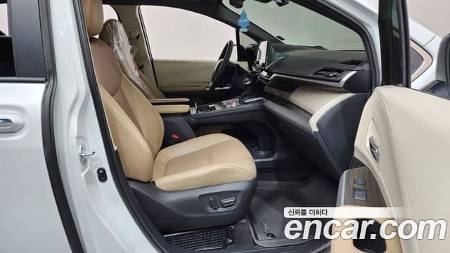 Toyota Sienna 4세대, 2023 11
