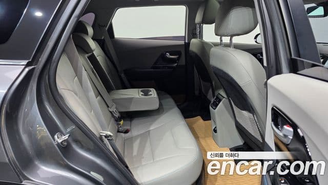 Kia Niro Noblesse, 2018 12