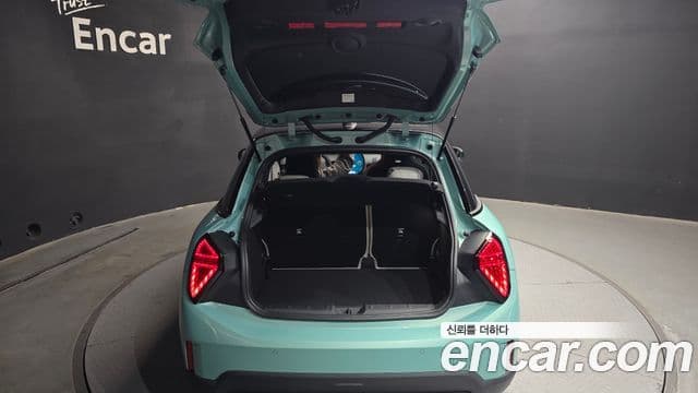 Mini Cooper S 4세대 5도어 favored, 2025 20