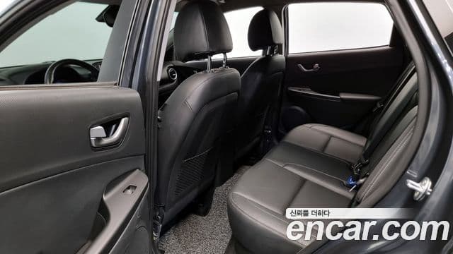 Hyundai Kona Premium, 2020 12