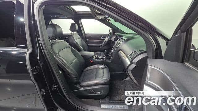 Ford Explorer 5세대, 2017 10
