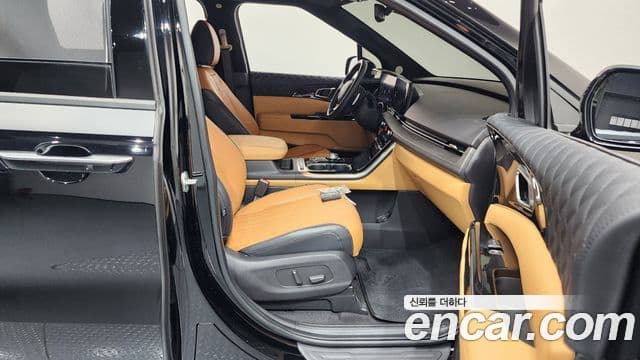Kia Carnival 4세대 бензин 9인승 High Limousine(компания по спецнадстройкам), 2023 11