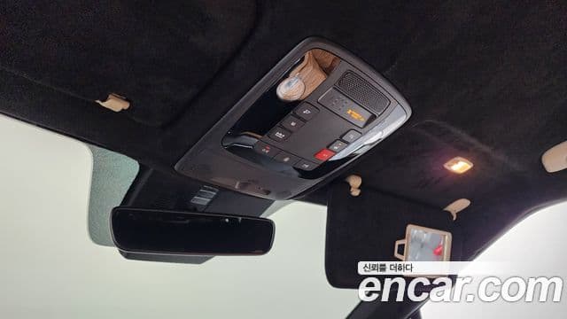 Kia Carnival 4세대 бензин 9인승 High Limousine(компания по спецнадстройкам), 2023 17