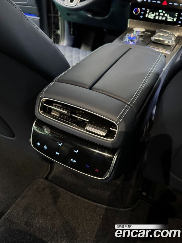 Genesis electrified G80 (RG3) e-AWD, 2026 12