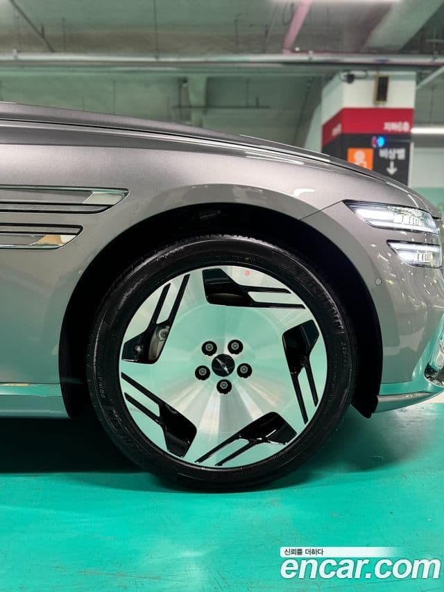 Genesis electrified G80 (RG3) e-AWD, 2026 18