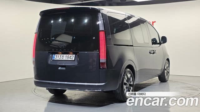 Hyundai Staria Prestige, 2025 2