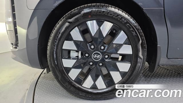 Hyundai Staria Prestige, 2025 все фото