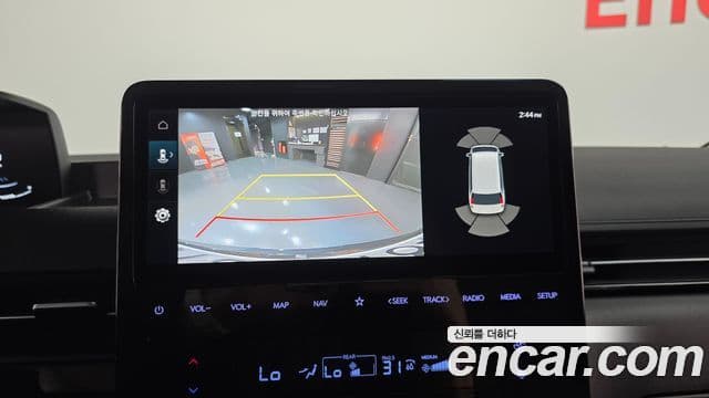 Hyundai Staria Prestige, 2025 17