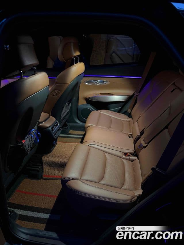 Genesis GV70, 2025 8