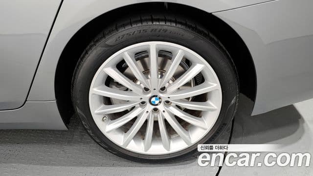 BMW 5시리즈 (G30) Luxury, 2023 все фото