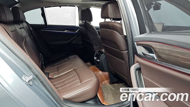 BMW 5시리즈 (G30) Luxury, 2023 11
