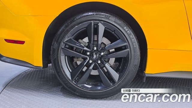 Ford Mustang купе, 2016 все фото