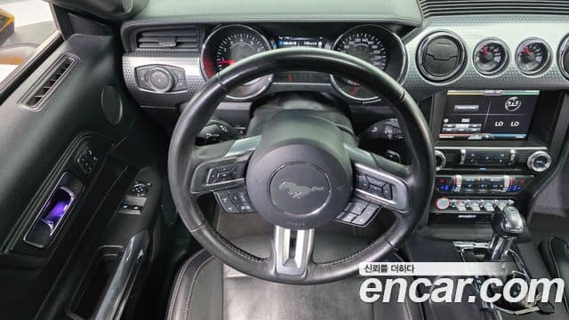 Ford Mustang купе, 2016 13