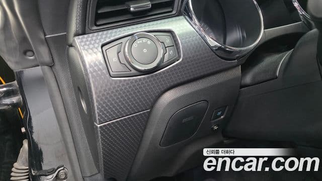 Ford Mustang купе, 2016 17