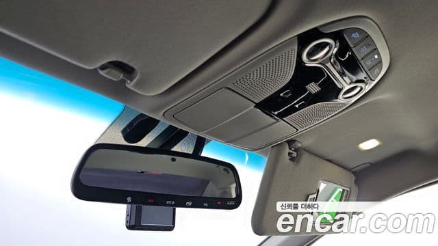 Hyundai Grandeur IG 3.0 LPi Modern (арендный автомобиль), 2018 17