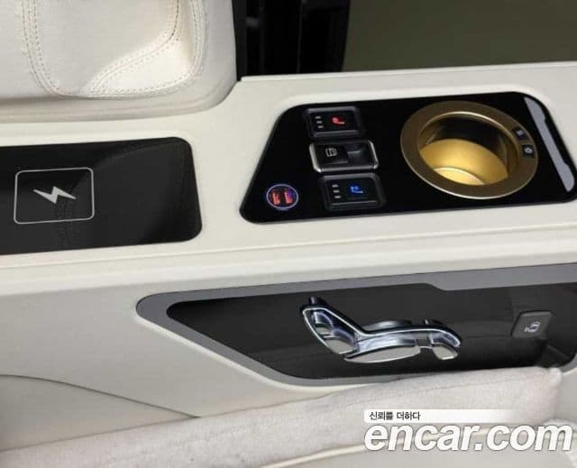 Kia Carnival 4세대 бензин 9인승 High Limousine(компания по спецнадстройкам), 2022 9