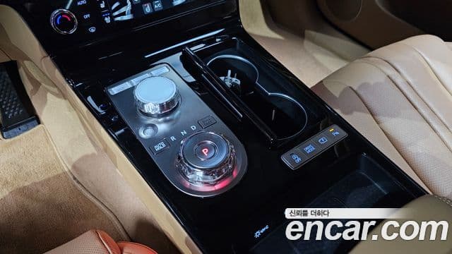 Genesis G80 (RG3) бензин 2.5 турбо AWD, 2025 9