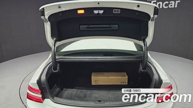 Genesis G80 (RG3) бензин 2.5 турбо AWD, 2025 20