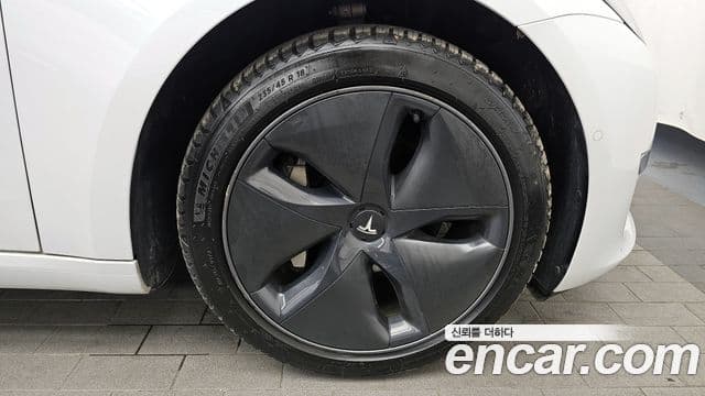 Tesla модель 3 Standard Range Plus RWD, 2020 все фото