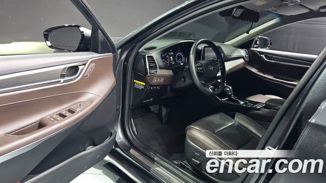Hyundai Grandeur IG Special, 2019 12