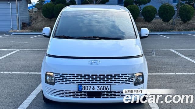 Hyundai Staria Modern, 2023 2