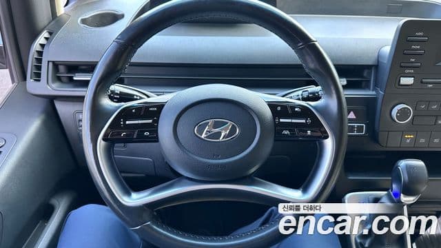 Hyundai Staria Modern, 2023 9