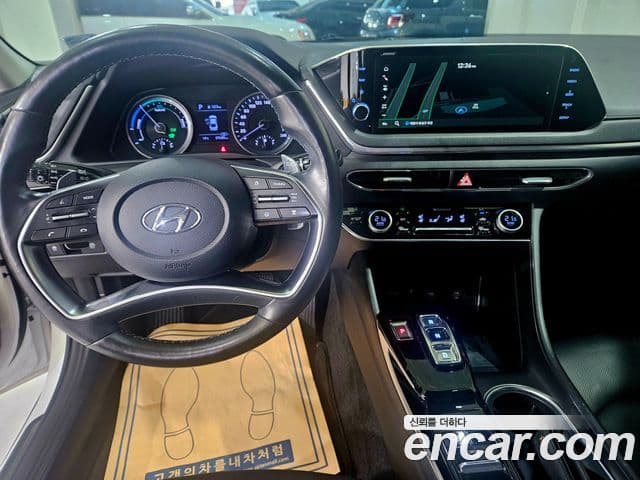 Hyundai Sonata гибрид (DN8) Family, 2020 9