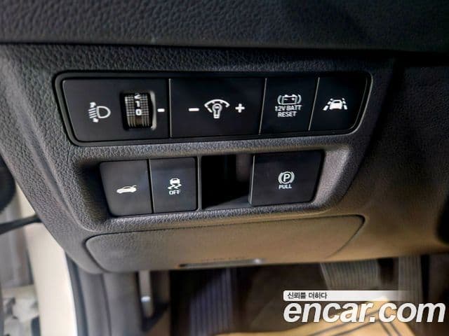 Hyundai Sonata гибрид (DN8) Family, 2020 16