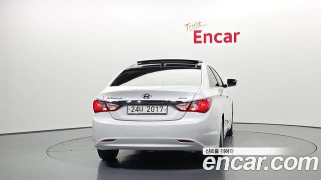 Hyundai YF Sonata Luxury, 2012 4
