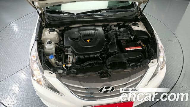 Hyundai YF Sonata Luxury, 2012 6