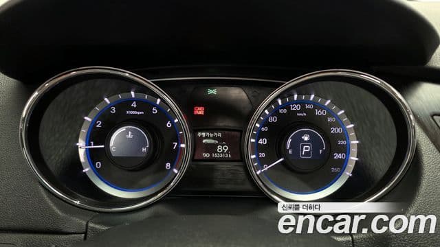 Hyundai YF Sonata Luxury, 2012 8