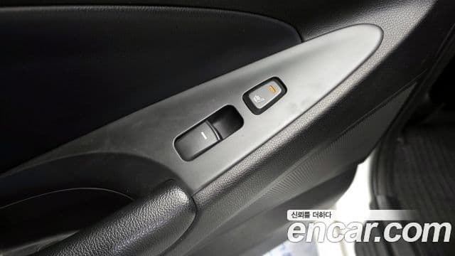 Hyundai YF Sonata Luxury, 2012 17