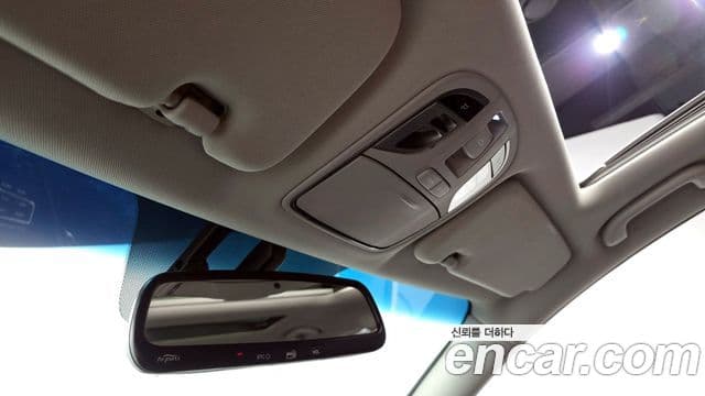 Hyundai YF Sonata Luxury, 2012 18