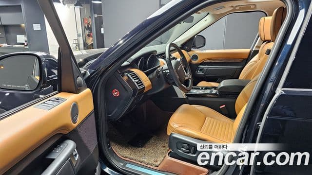 Land Rover Discovery 5 Luxury, 2017 10