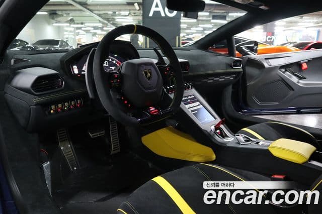 Lamborghini 우라칸 LP640-2 STO, 2022 12