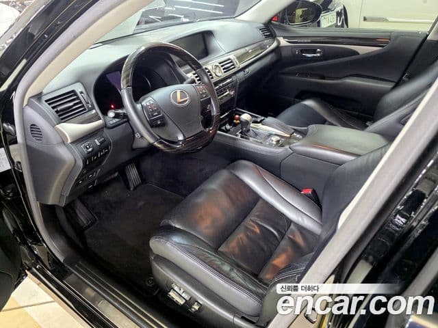 Lexus LS460 XF40, 2014 7