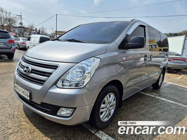 Hyundai Grand Starex Smart, 2017 1