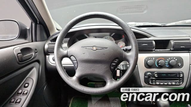 크라이슬러 세브링 2.7 Sedan, 2005 13