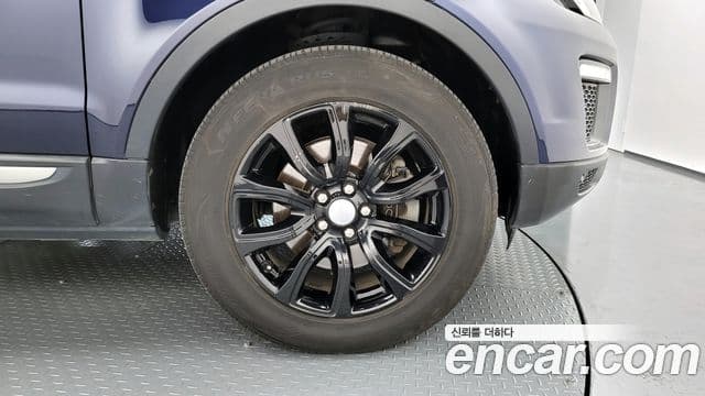 Land Rover Range Rover Evoque 2.0 TD4 SE, 2018 все фото