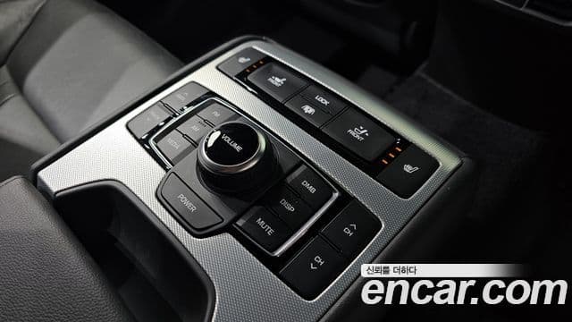 Genesis G80 Premium Luxury, 2017 18