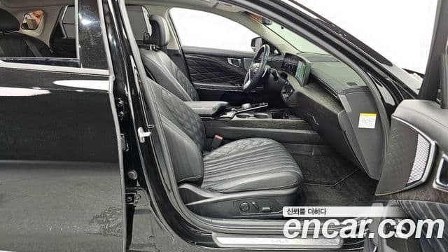 Kia K8 гибрид Signature, 2022 11