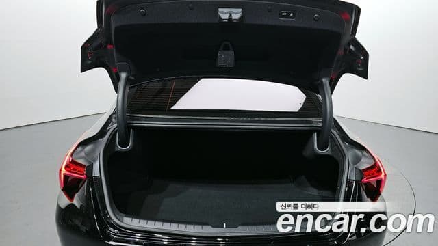 Kia K8 гибрид Signature, 2022 20