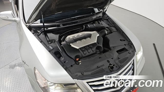 Honda 레전드 4세대, 2010 6